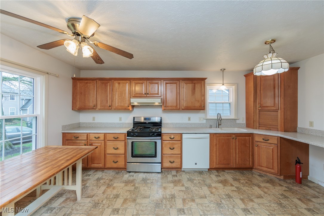 14542 Cross Creek Lane, North Royalton, Ohio image 22