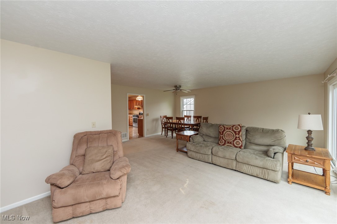 14542 Cross Creek Lane, North Royalton, Ohio image 11