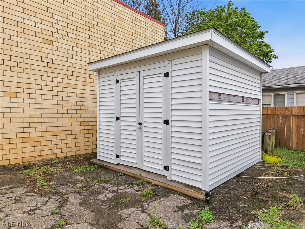 First Owen White Add - Residential