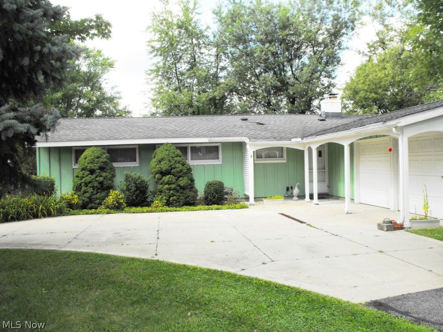 Contemporary Ranch on beautiful corner lot. well maintained. Living room with vaulted ceiling and wall of glass windows to enjoy. Landscaped yard. Patio 30x14.