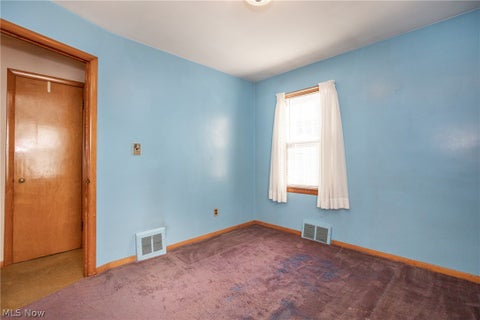 Tiny photo for 4093 E 175th Street, Cleveland, OH 44128 (MLS # 5253090)