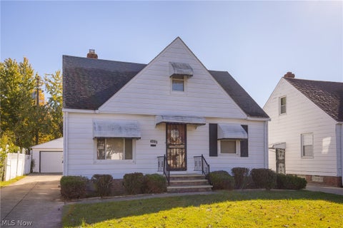 Tiny photo for 4093 E 175th Street, Cleveland, OH 44128 (MLS # 5253090)
