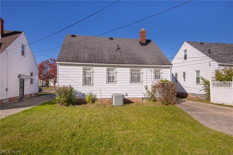 Tiny photo for 4093 E 175th Street, Cleveland, OH 44128 (MLS # 5253090)