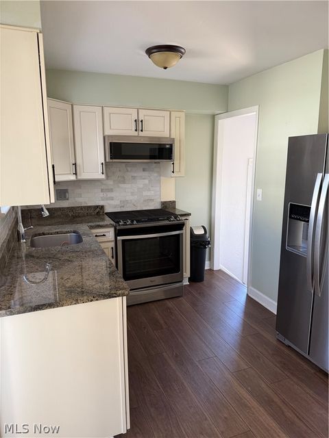 Tiny photo for 30401 Mildred Drive, Willowick, OH 44095 (MLS # 5190294)