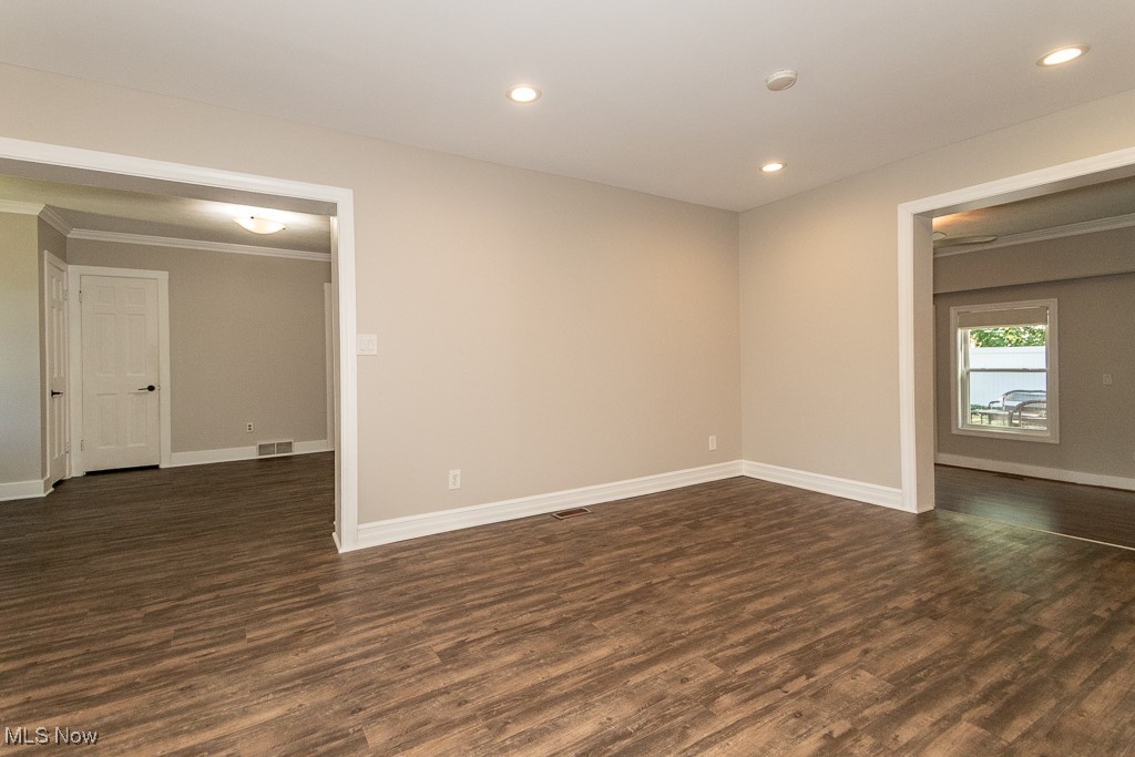8526 Hoyt Court, Mentor, Ohio image 12