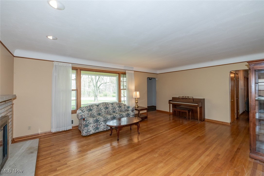 8282 Montello Road, Independence, Ohio image 3