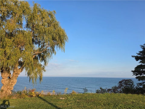 Tiny photo for 5117 N Lake Drive, Geneva on the Lake, OH 44041 (MLS # 5255617)