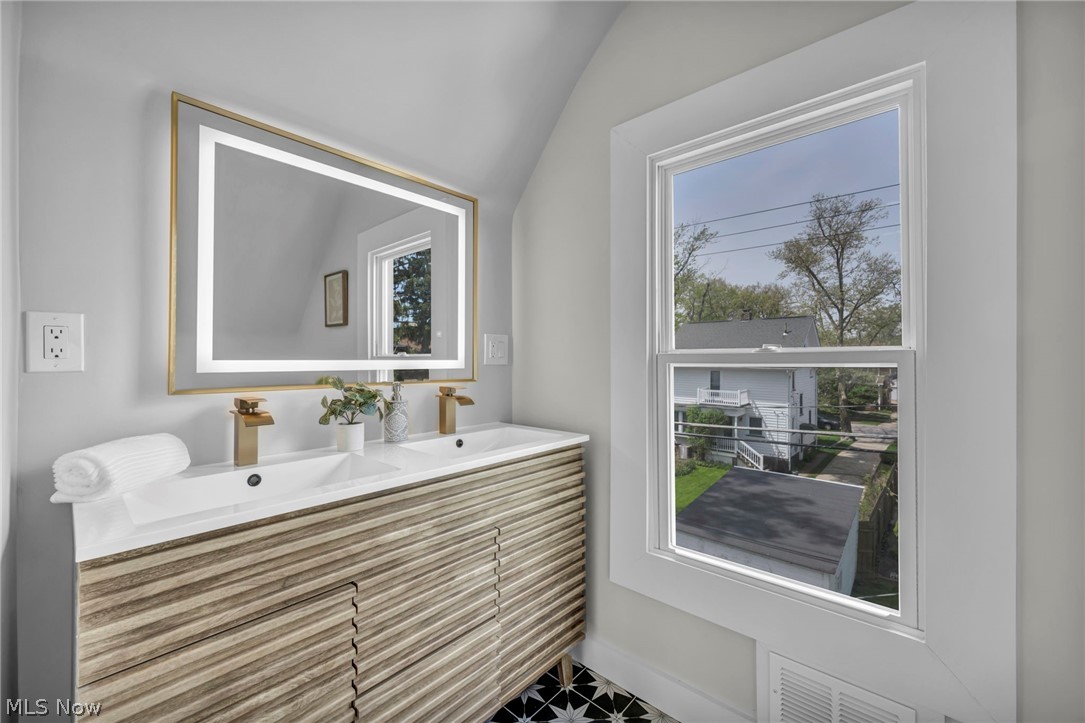 Lakewood Sub/J W Hanbys - Residential