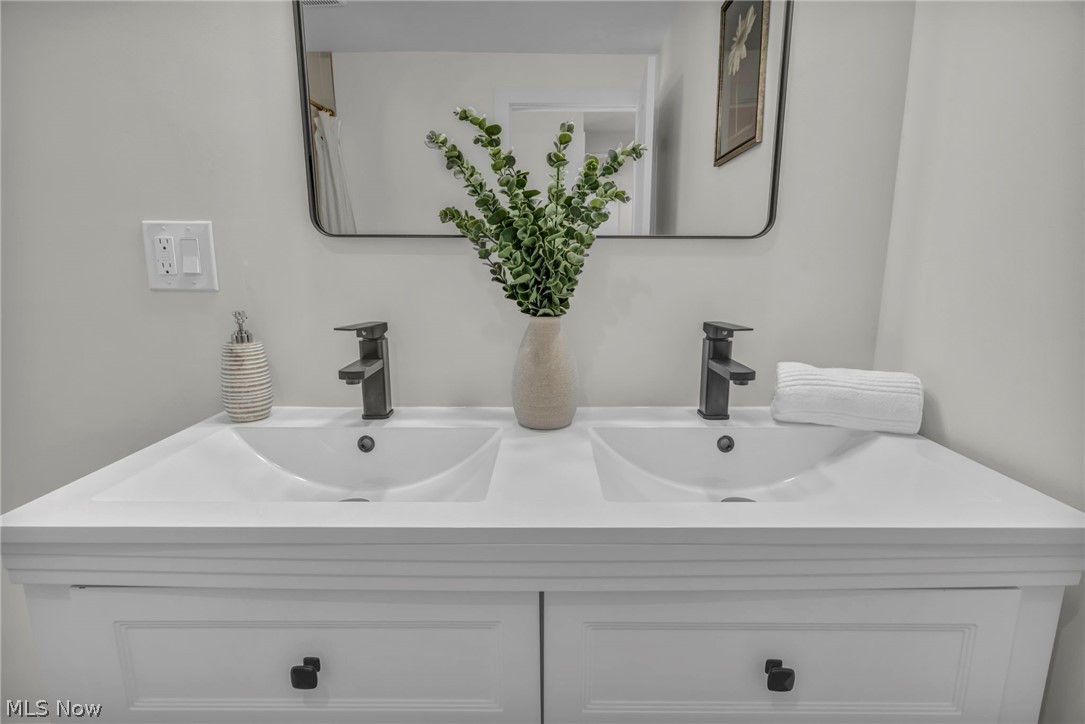 Lakewood Sub/J W Hanbys - Residential