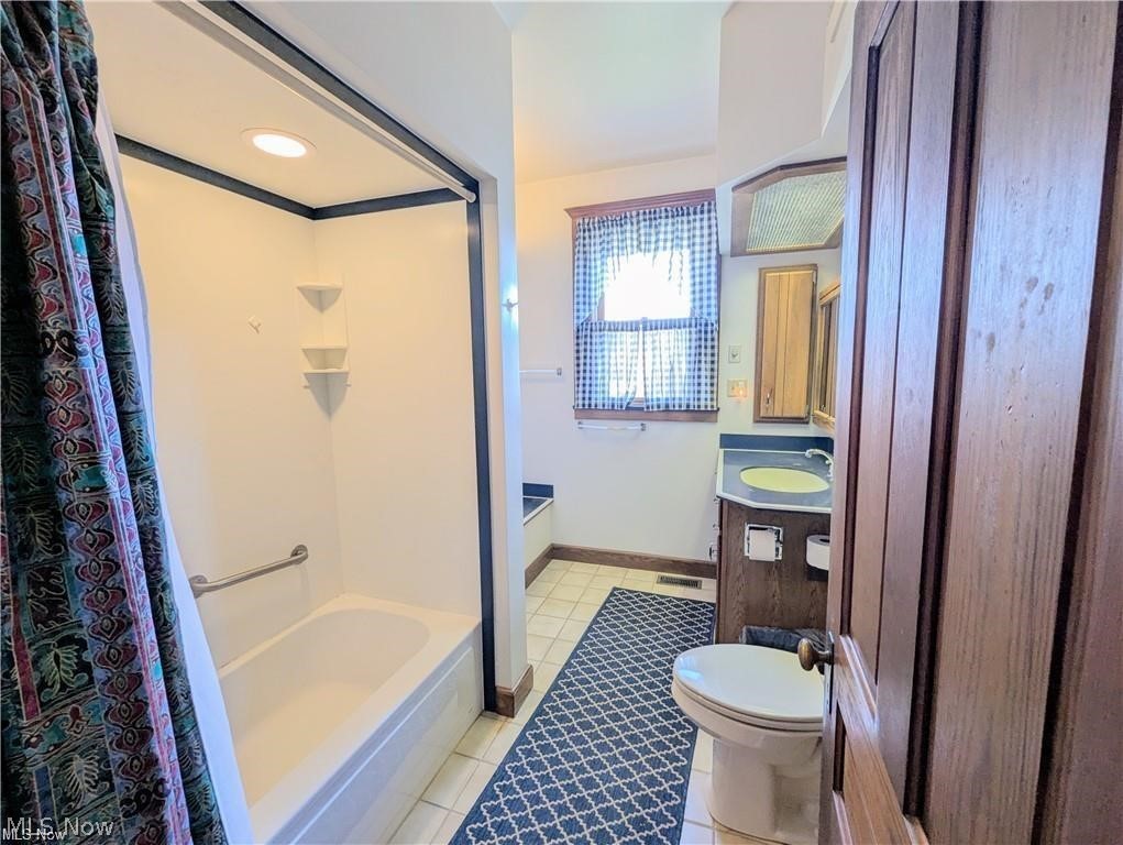 Maplewood - Commercial Sale