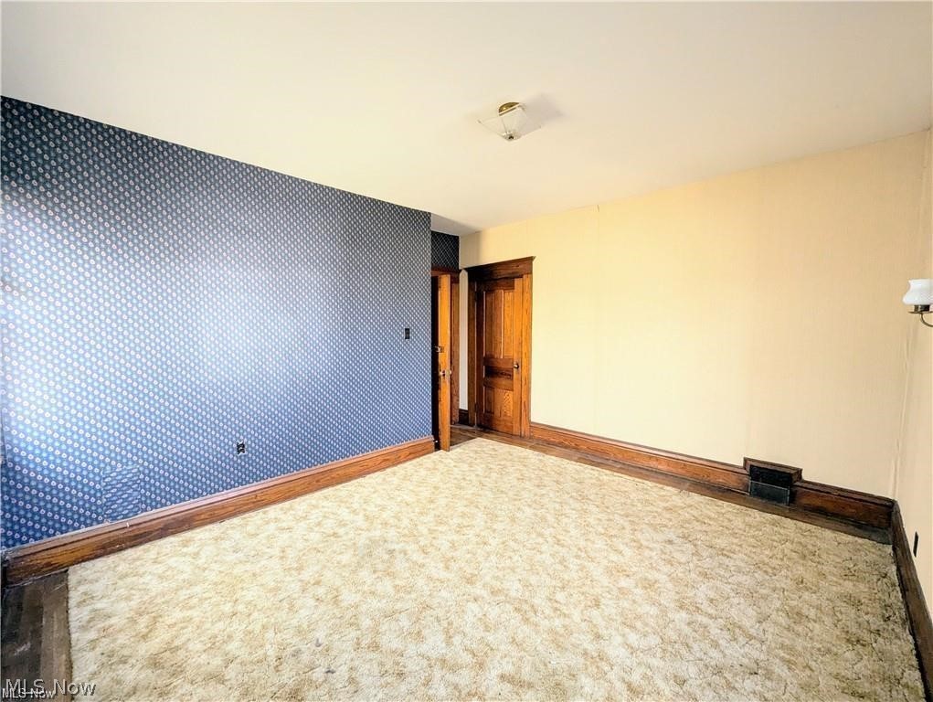 Maplewood - Commercial Sale