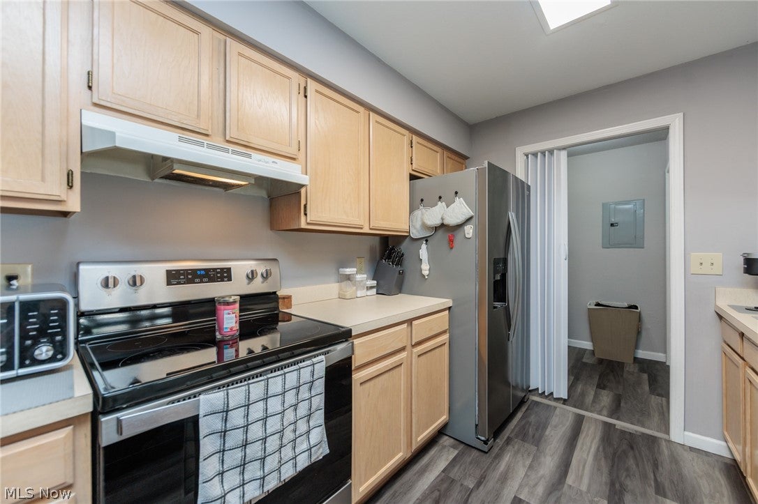22558 Lenox Drive 424