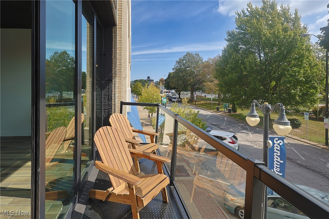 Washington Row - Residential