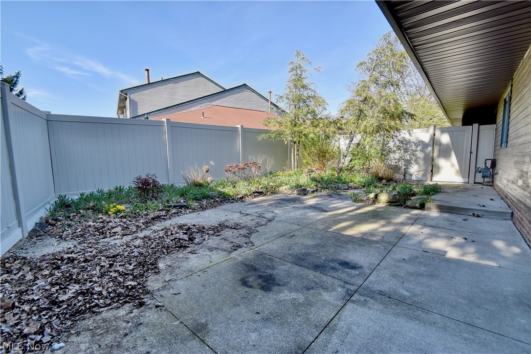 Woodhawk Condo - Residential