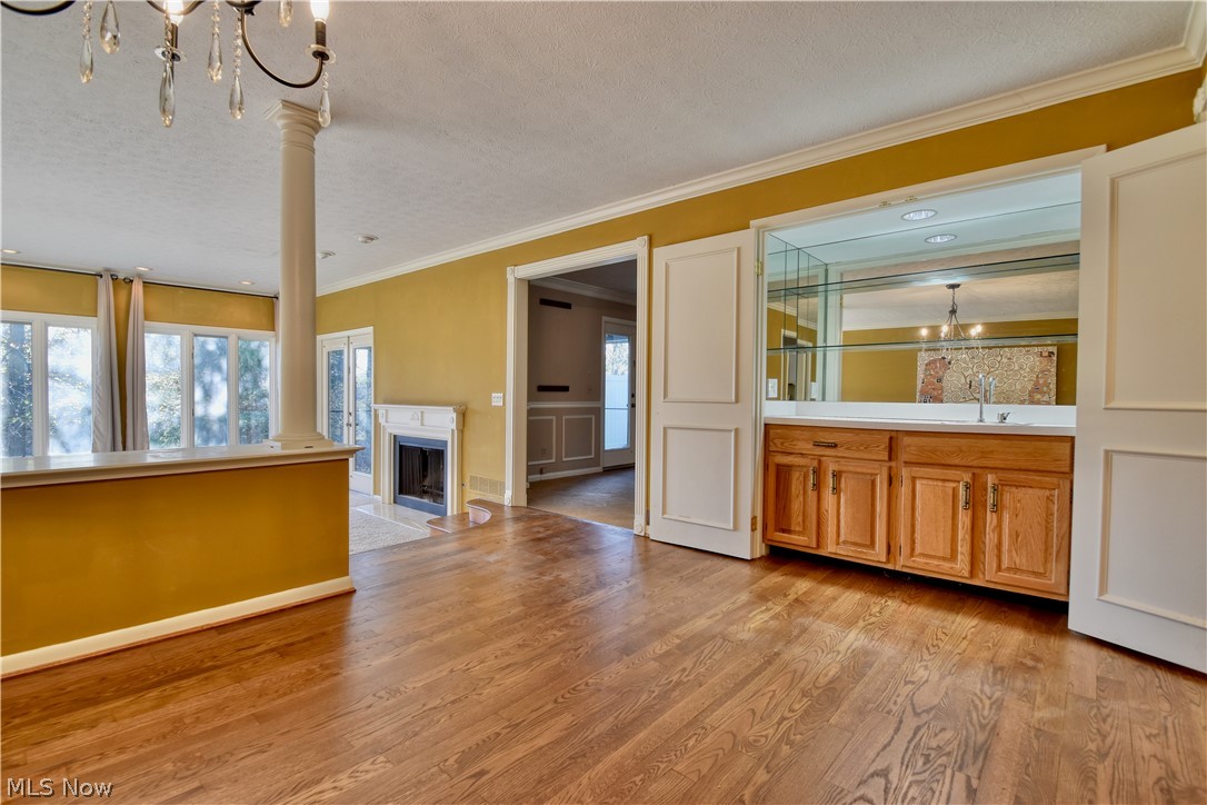 Woodhawk Condo - Residential