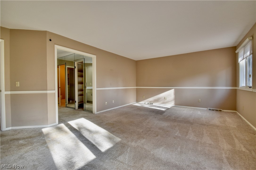 Woodhawk Condo - Residential