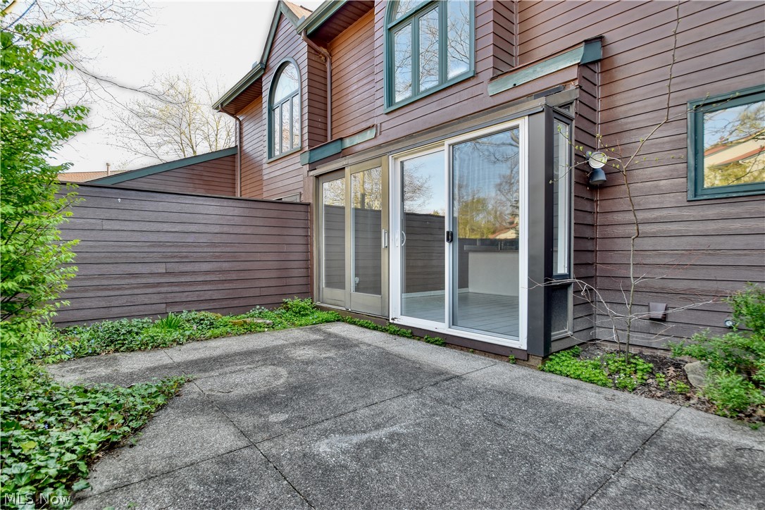 Woodhawk Condo - Residential