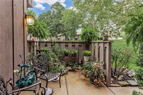 Tiny photo for 791 Geddes Bluff, Sagamore Hills, OH 44067 (MLS # 5245588)