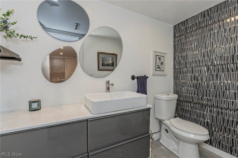 Tiny photo for 791 Geddes Bluff, Sagamore Hills, OH 44067 (MLS # 5245588)