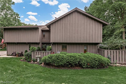 Tiny photo for 791 Geddes Bluff, Sagamore Hills, OH 44067 (MLS # 5245588)