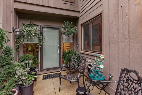 Tiny photo for 791 Geddes Bluff, Sagamore Hills, OH 44067 (MLS # 5245588)