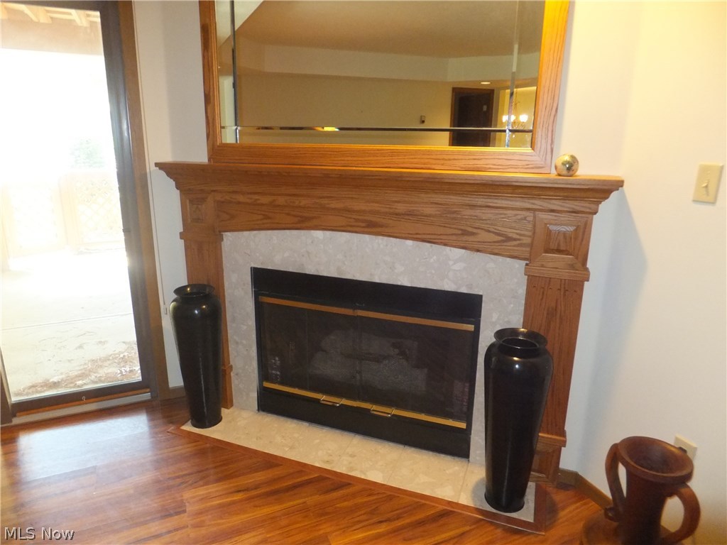 Courts/Country Lakes Condo - Residential