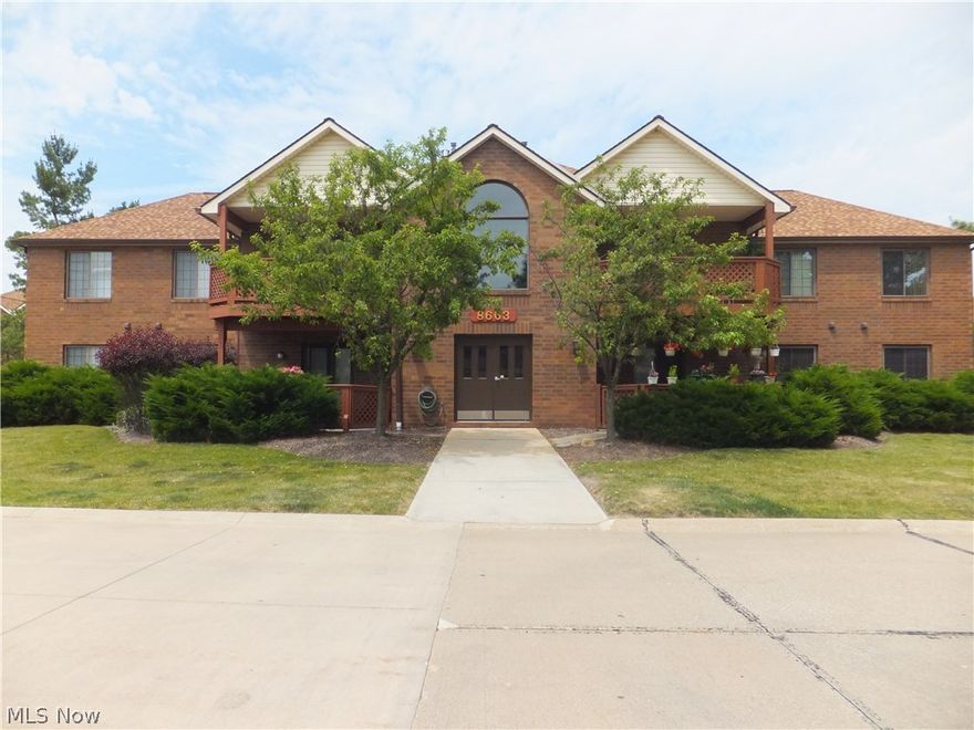 Spacious 1284 sq ft, 2 bedrooms,2 full bathrooms,formal dining room plus kitchen with breakfast bar and all appliances,in-suit laundry room w/stackable washer and dryer,great room with fireplace,covered patio,master bedroom with walk-in closet and full bath,Country Lakes Estates,swimming pool,tennis courts,playground,party room and more