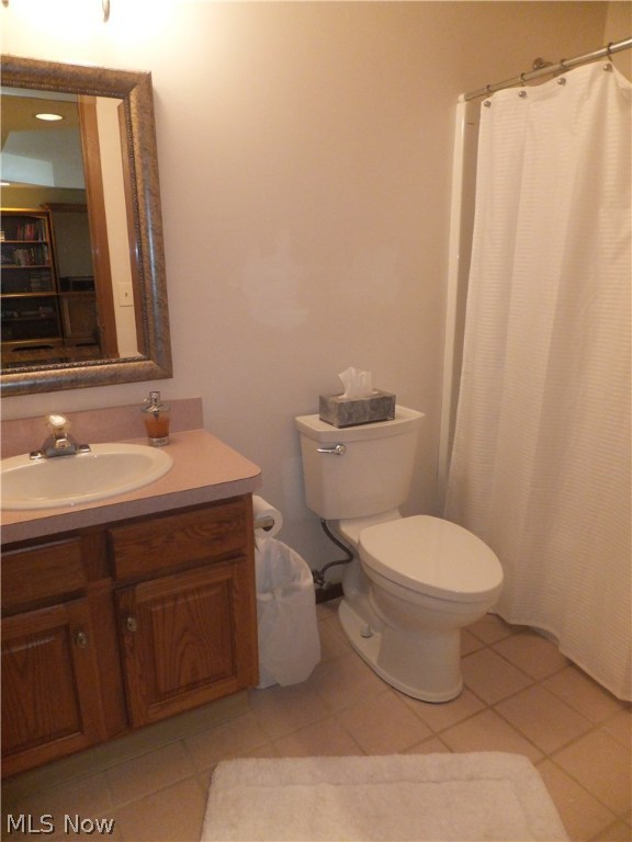 Courts/Country Lakes Condo - Residential