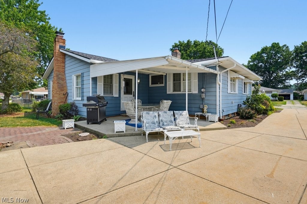 759 E Meadowlawn Boulevard
