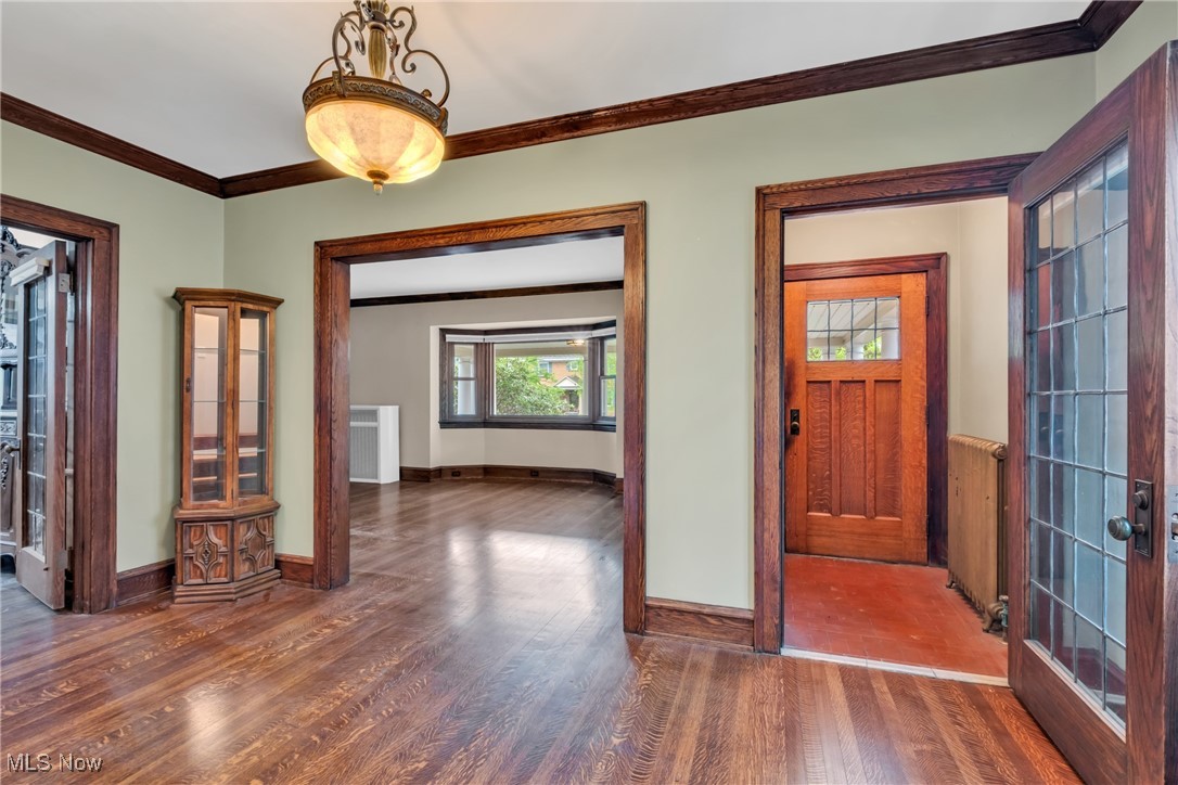 1506 Waterbury Road, Lakewood, Ohio image 6