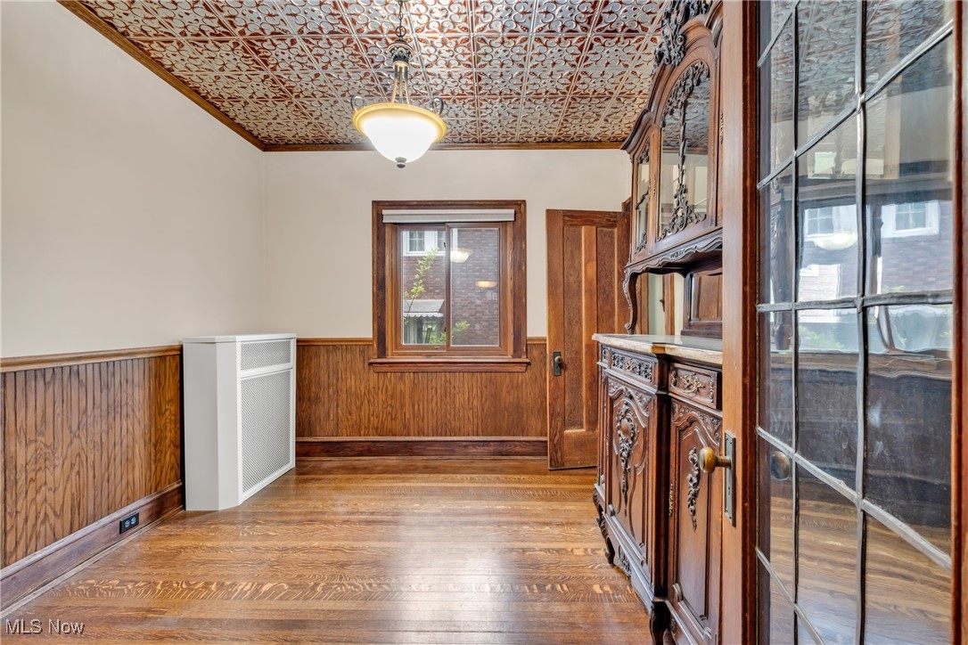 1506 Waterbury Road, Lakewood, Ohio image 15