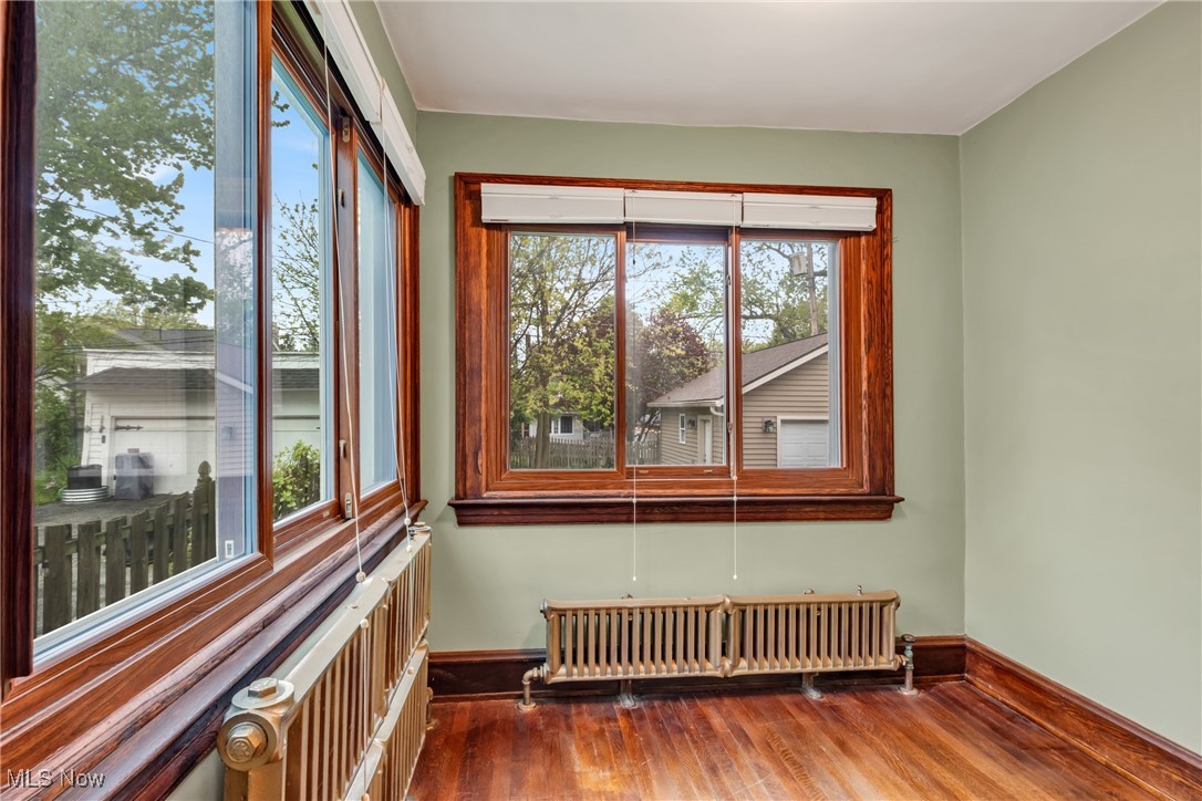 1506 Waterbury Road, Lakewood, Ohio image 13
