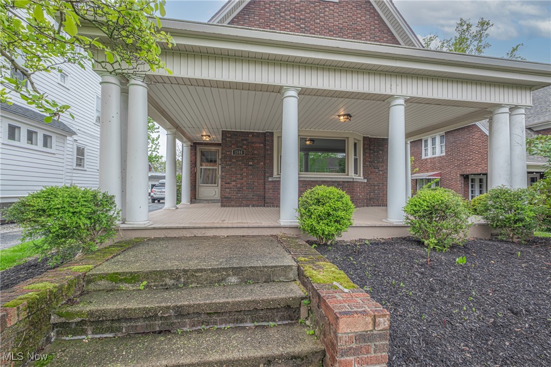 1506 Waterbury Road, Lakewood, Ohio image 3