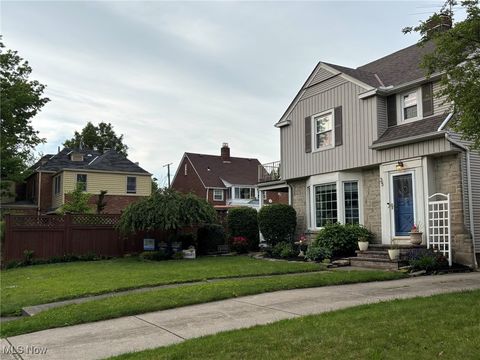 Tiny photo for 35 E 211th Street, Euclid, OH 44123 (MLS # 5179658)