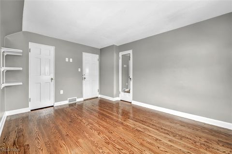 Tiny photo for 35 E 211th Street, Euclid, OH 44123 (MLS # 5179658)