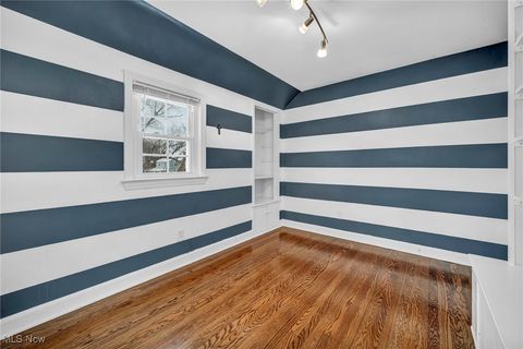 Tiny photo for 35 E 211th Street, Euclid, OH 44123 (MLS # 5179658)