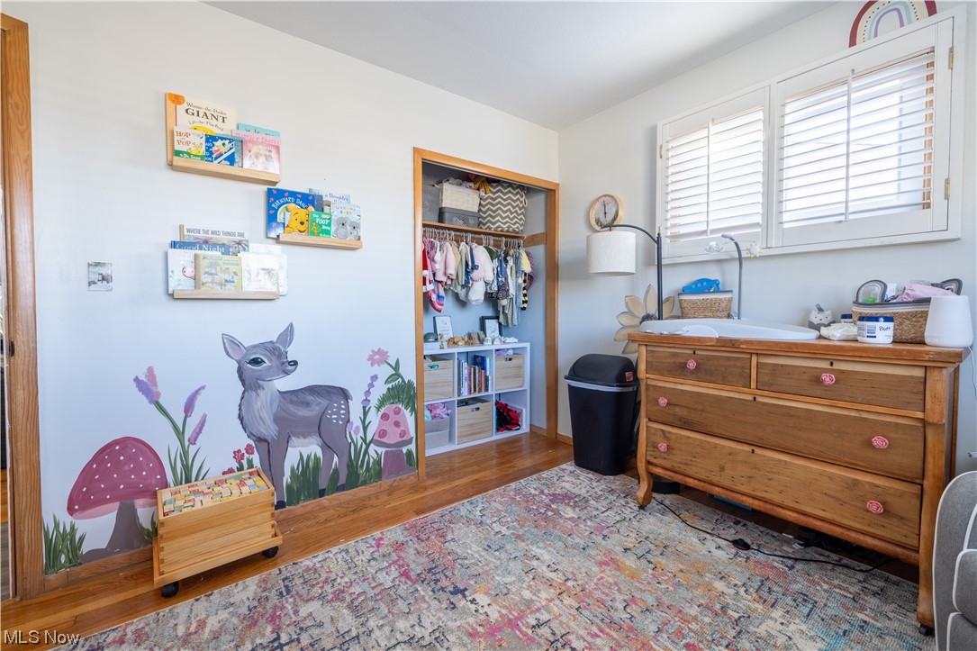 Seven Hills Prop Inc 01 - Residential