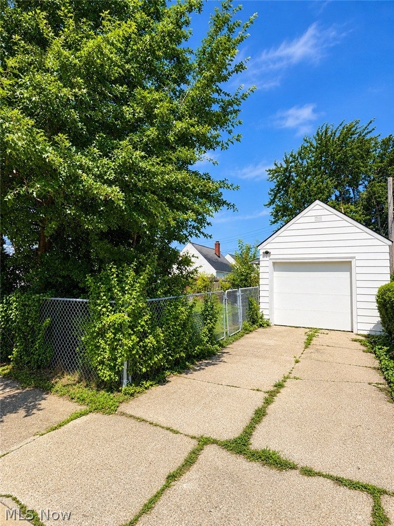 5753 W 46th Street