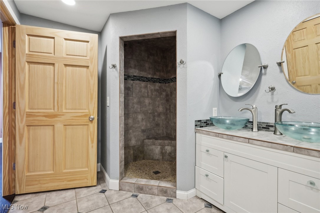 465 Columbia Street, Leetonia, Ohio image 23