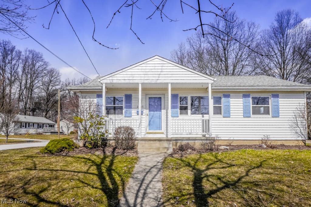 2305 Liberty Road, Stow, Ohio image 1