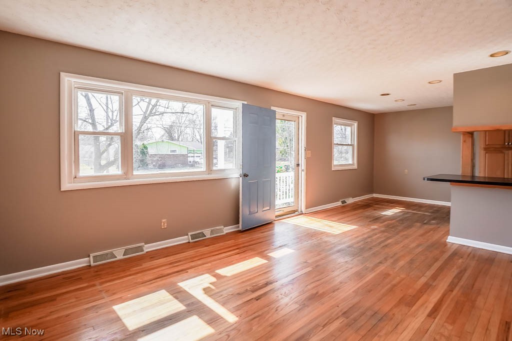 2305 Liberty Road, Stow, Ohio image 3