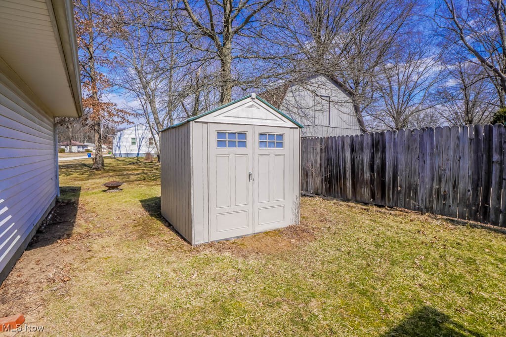 2305 Liberty Road, Stow, Ohio image 32