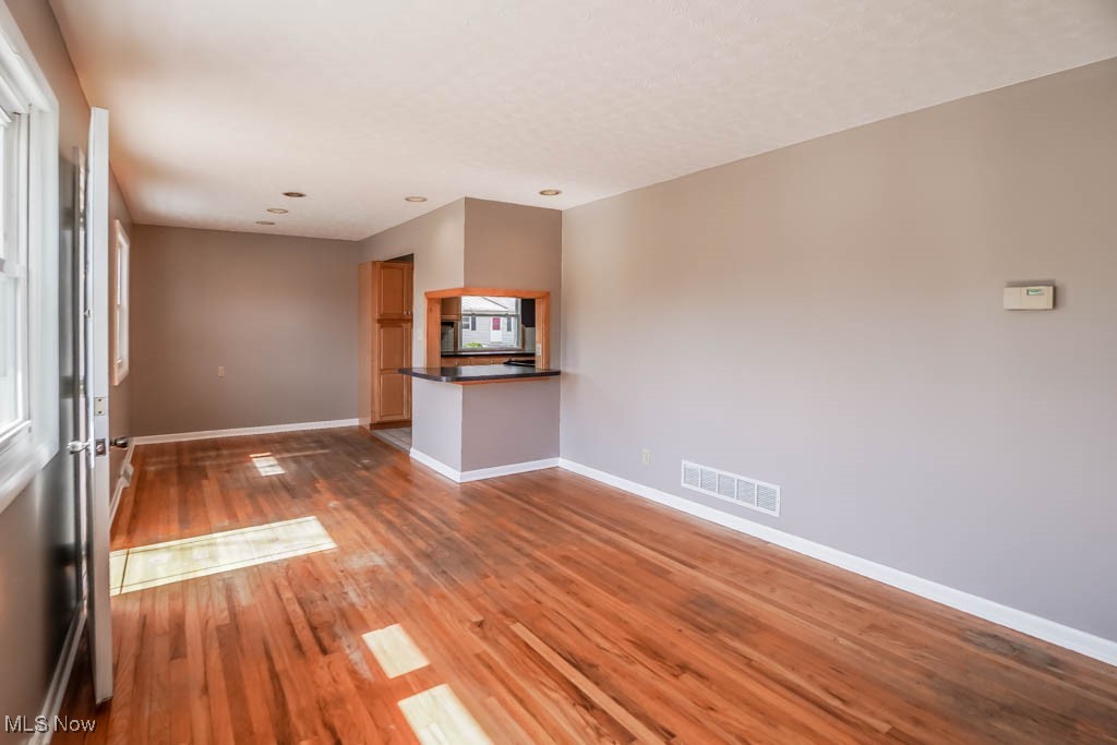 2305 Liberty Road, Stow, Ohio image 4
