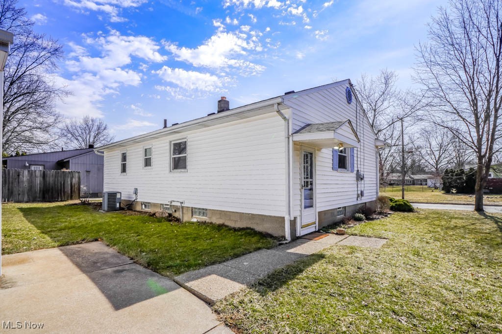 2305 Liberty Road, Stow, Ohio image 33