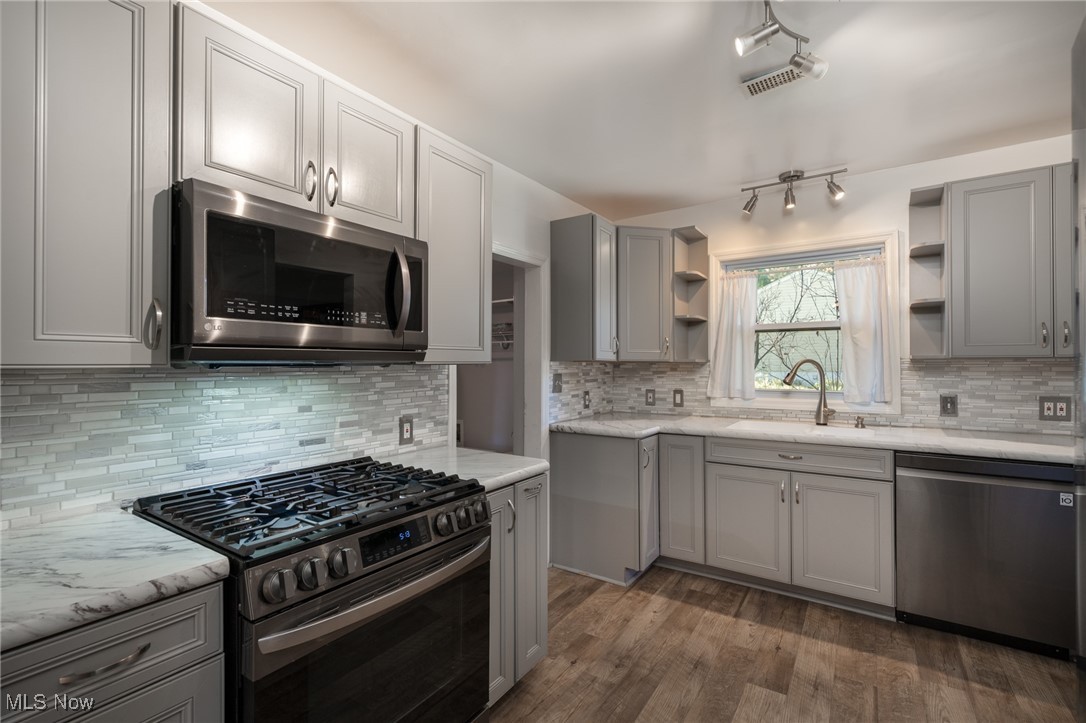 Burrell & Day - Residential