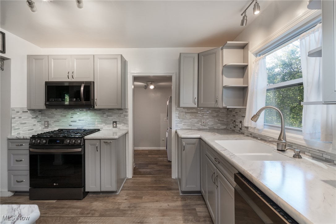 Burrell & Day - Residential