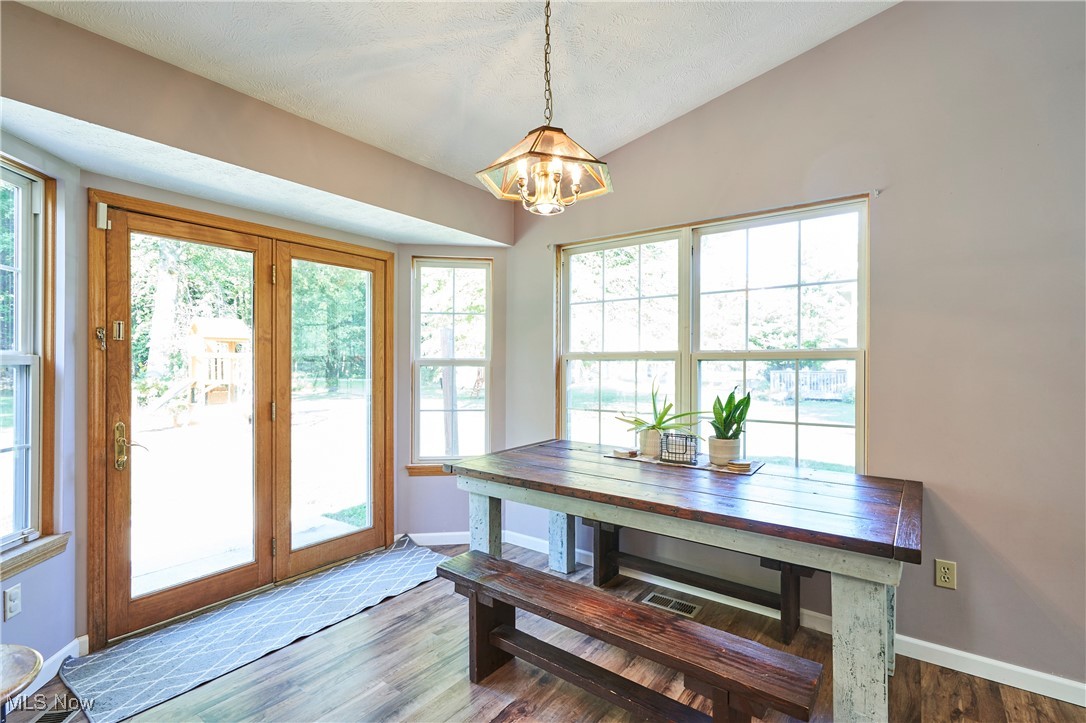 Geneva, Ohio 44041, United States, 3 Bedrooms Bedrooms, ,2 BathroomsBathrooms,Residential,Active,215645