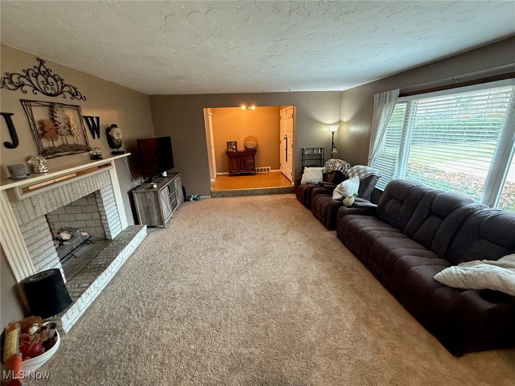 Johnnycake Rdg - Residential