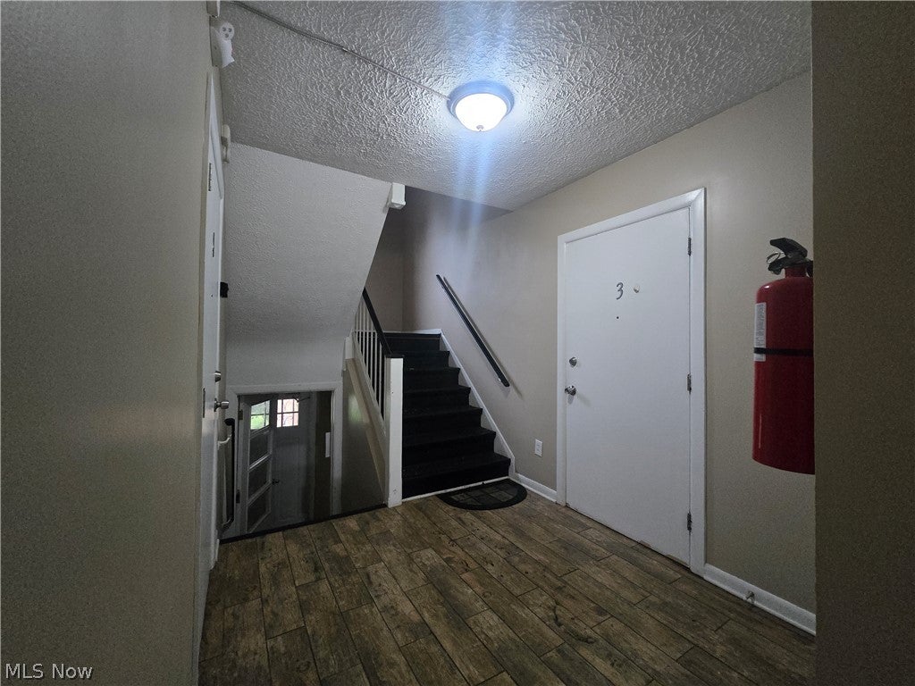 2502 Noble Road