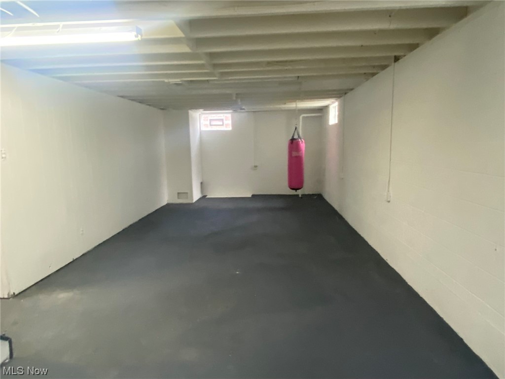 Simon & Minnie Troyers - Residential